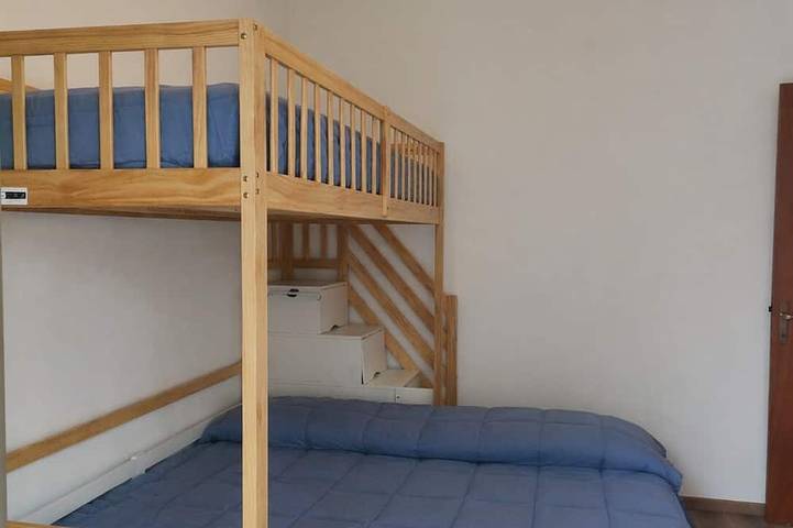 Ganze Wohnung, Wohnung 50 m vom Strand | 7 Personen | Terrasse & Radweg in Martinsicuro, Teramo Provinz