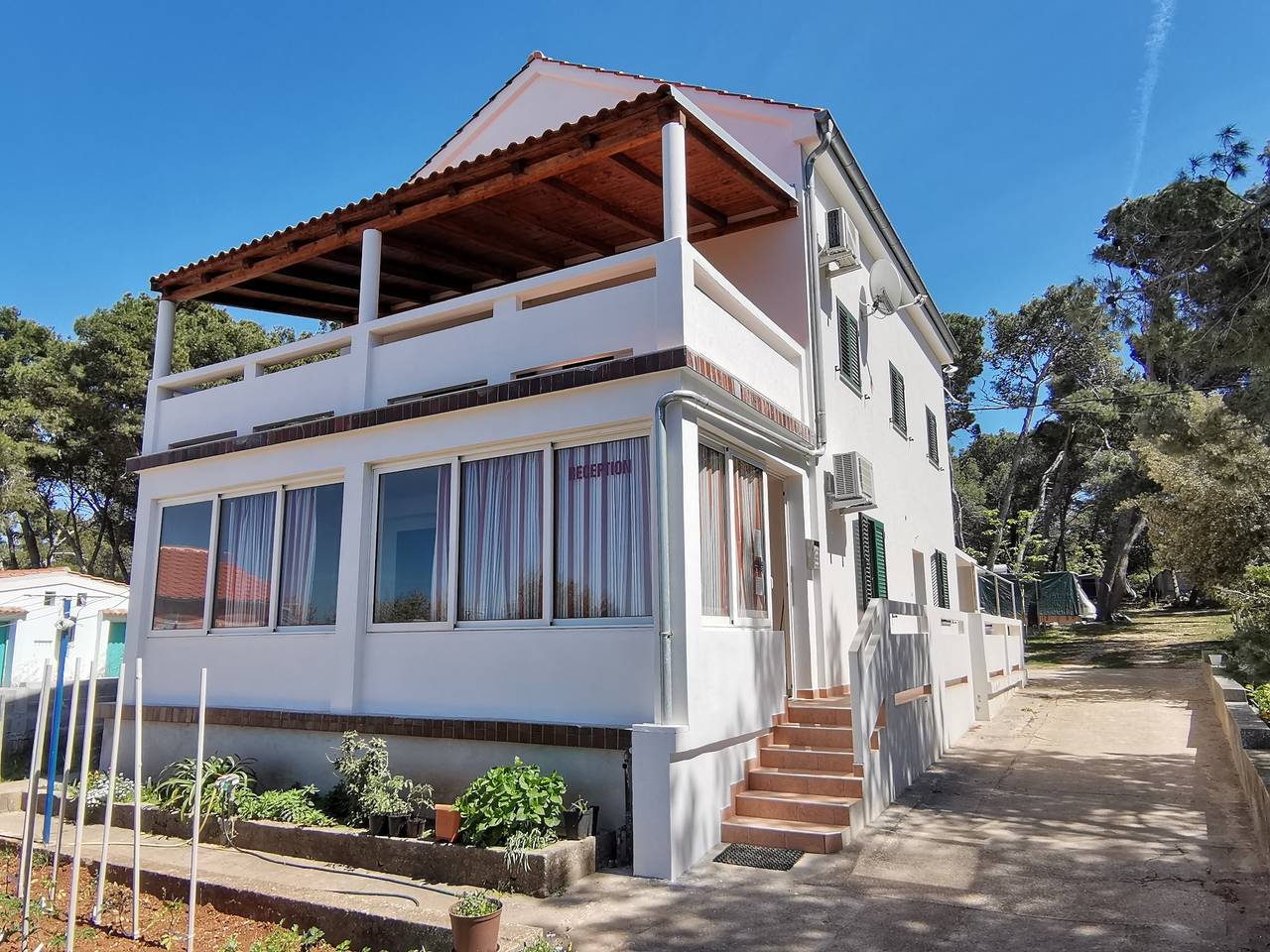 Entire apartment, Apartment near the sea in Ugljan, Ugljan Island