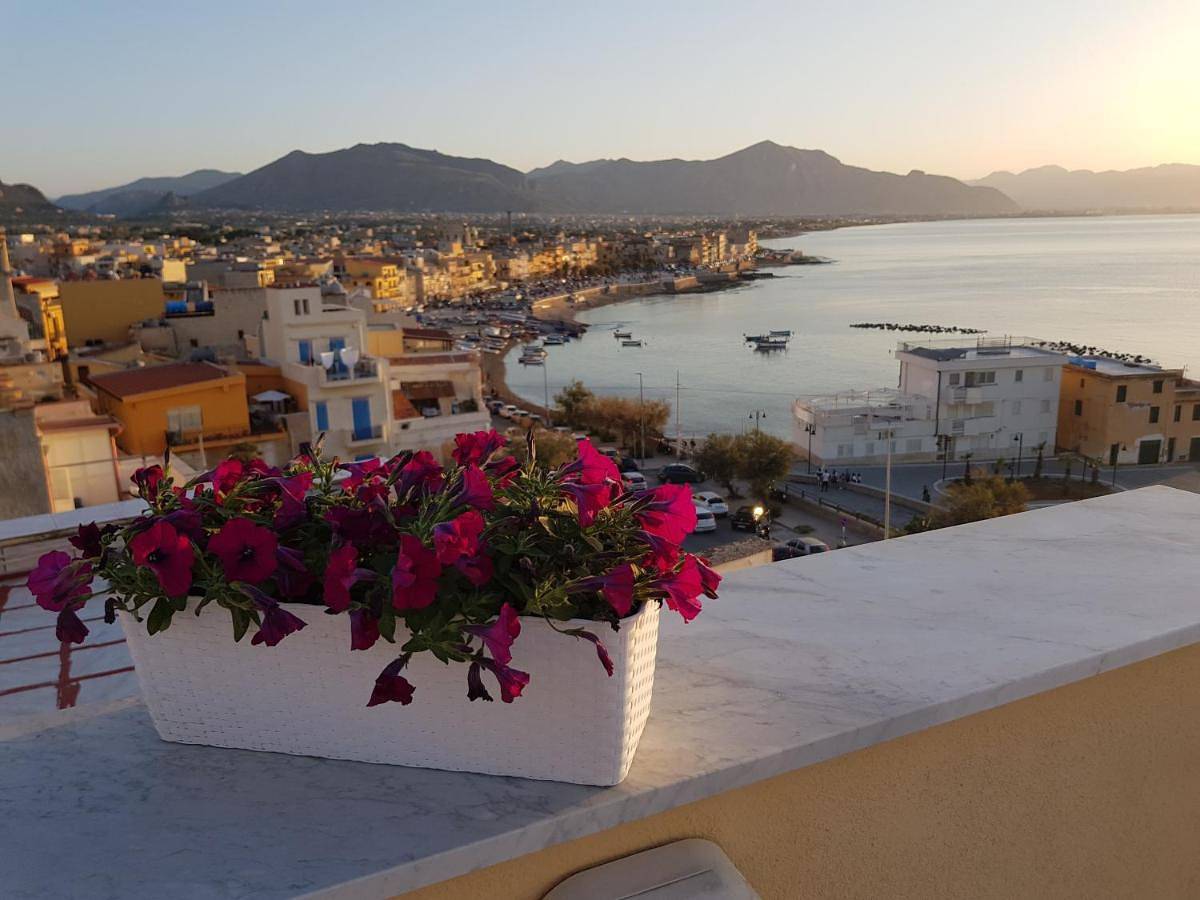 Appartamento intero, Two-Bedroom Apartment in Aspra, Bagheria