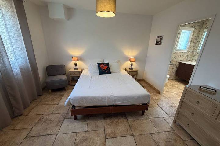 Villa für 4 Personen, mit Whirlpool und Garten in Nizza - 2