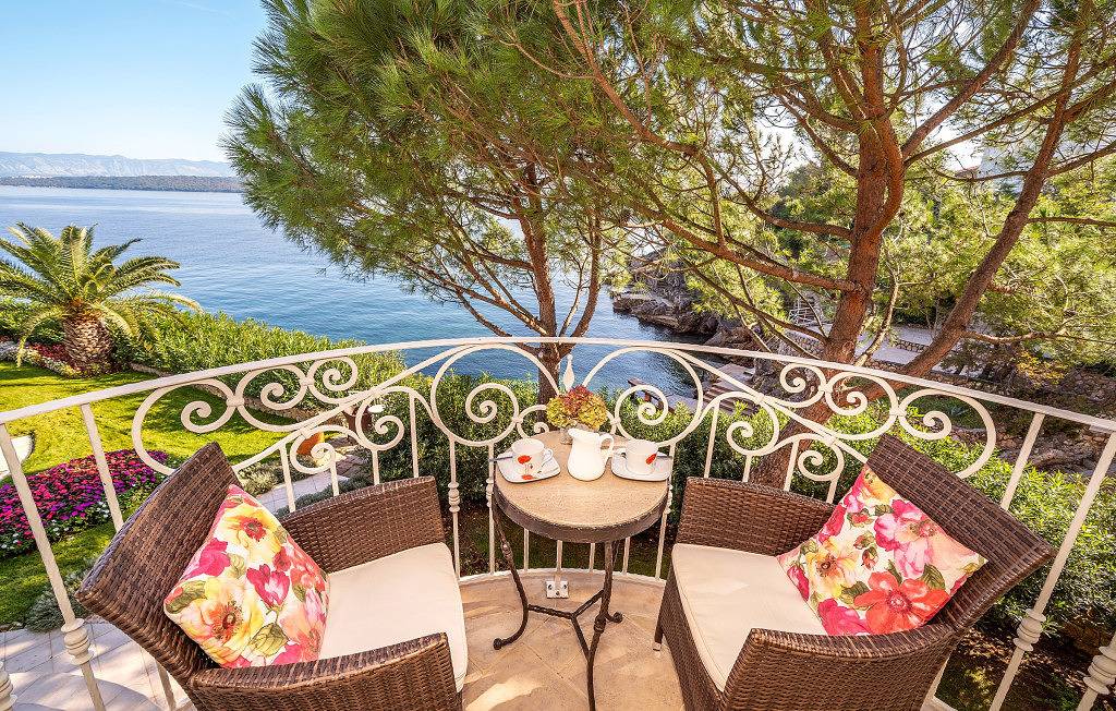 Ganze Wohnung, Villa Palace Clara Apartment 2 island Krk  by Vill in Vantacici, Krk