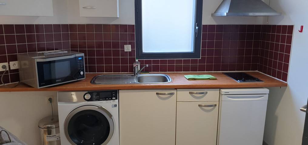 Gîte pour 3 personnes, avec jardin sur l' Île de la Réunion - 2