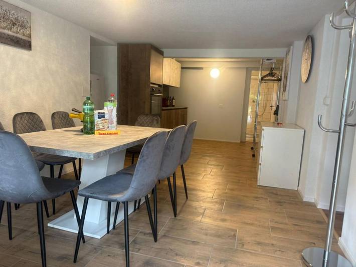 Gîte pour 8 personnes, avec Terrasse ainsi que Jardin et Vue à Wimmis