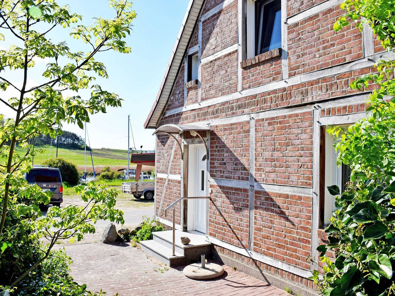 Ganze Ferienwohnung, Ferienwohnungen am Hafen in Seedorf (Haus 2) - 03 Ferienwohnung m. Seeblick u. Terrasse am Hafen in Seedorf in Seedorf (Sellin), Sellin