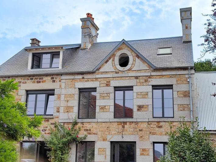 Gîte pour 12 personnes, avec jardin