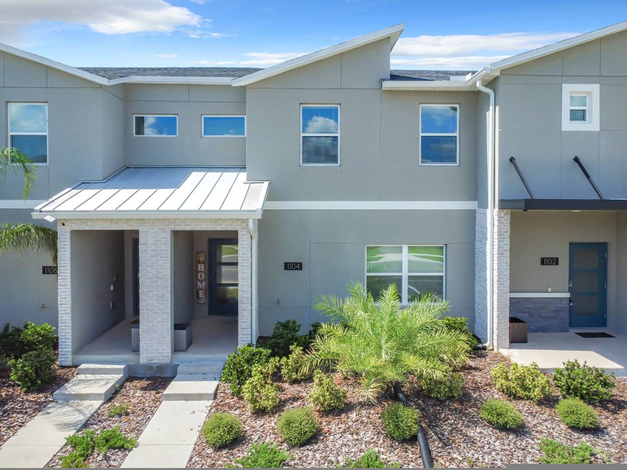 Modern 4-Bedroom Townhouse in Champions Gate – Access to Oasis Club Resort! in ChampionsGate, Four Corners