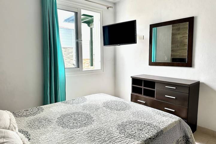 Pambnb - House next to the Beach, Terrace, Fiber Wi-Fi, BBQ in Abades, Arico
