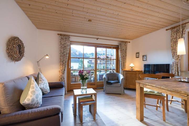 Ferienwohnung für 3 Personen, mit Balkon und Ausblick, mit Haustier