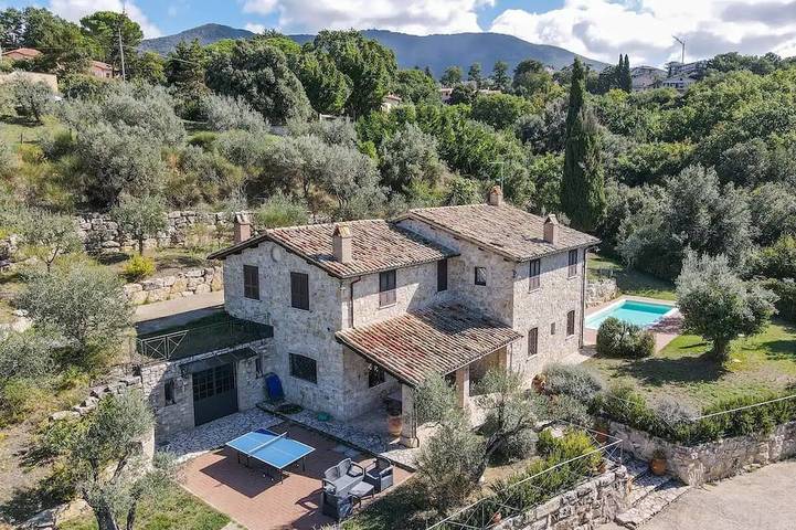 Villa for 12 personer, med hage og terrasse, dyr tillatt - 1