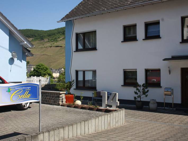 Ferienwohnung für 4 Personen, mit Balkon in Zell (Mosel)