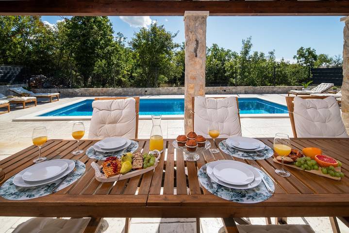 Villa für 8 Personen, mit Pool und Garten in Marina - 3