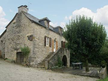 Gîte pour 6 personnes, avec jardin et terrasse à Saint-Geniez-d'Olt