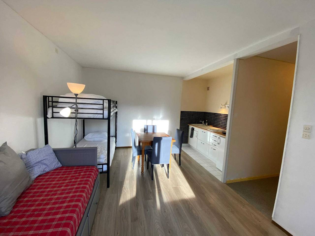 Studio entier, Charmant studio à Laguiole avec vue montagne 27 m² in Laguiole, Massif central
