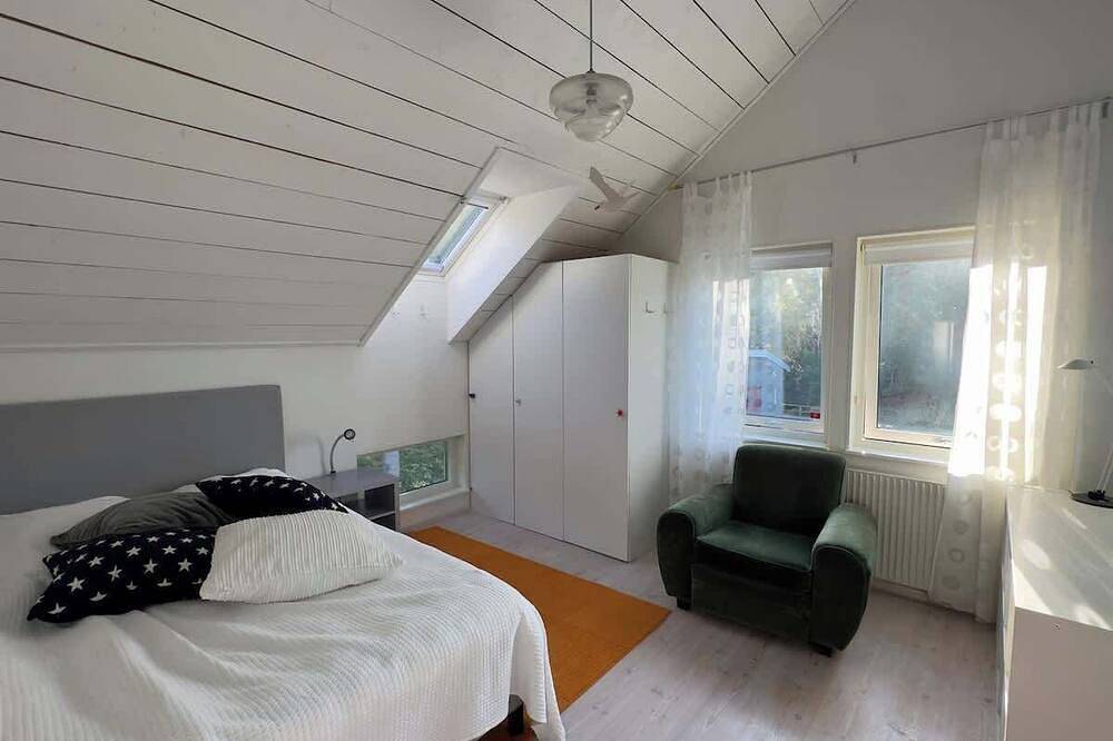 Sea-View Scandinavian Villa, Near Stockholm in Nacka, Stockholmer Schärengarten