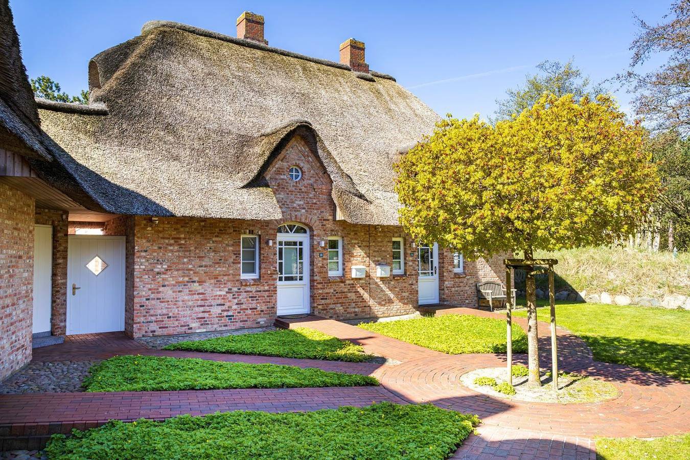 Exklusive Doppelhaushälfte im ruhigen Ortsteil Böhl mit 2 Terrassen in St. Peter-Ording, Eiderstedt