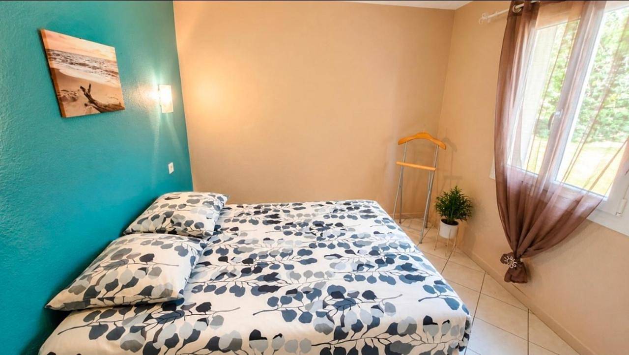 Appartement entier, Le Closne 8 proche cure in Ozillac, Région de Jonzac