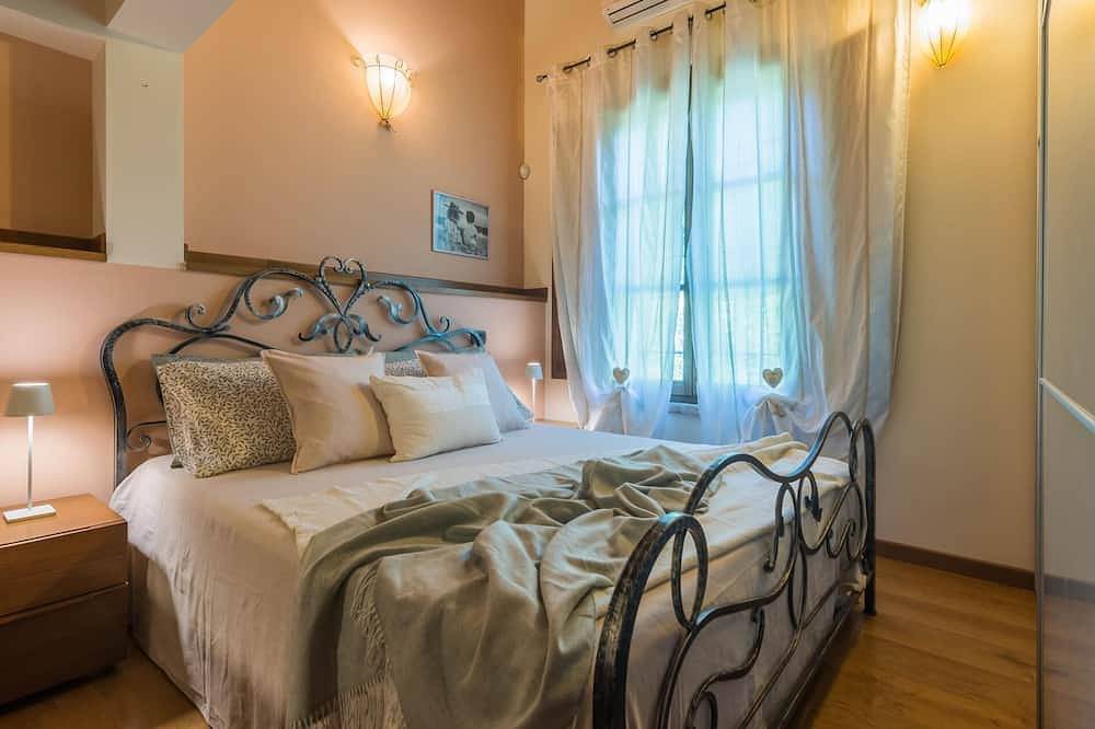 Villa Soleil – 3 Schlafzimmer, Pool, haustierfreundlich, Klima, Wlan in Montemaggiore al Metauro, Colli al Metauro