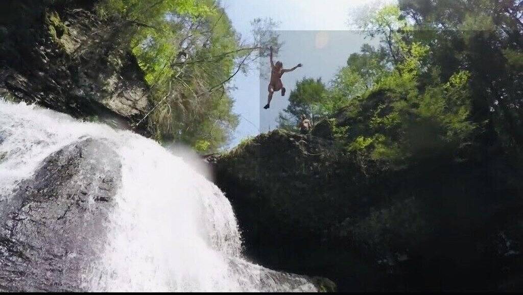 Cabin in one of the most upscale comunity in poconos in Saw Creek, Pike County