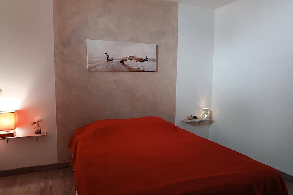 Appartement entier, Appartement 2 chambres, piscine , vue montagne, mer et Espagne a 15 minutes in Laroque-des-Albères, Côte méditerranéenne (France)