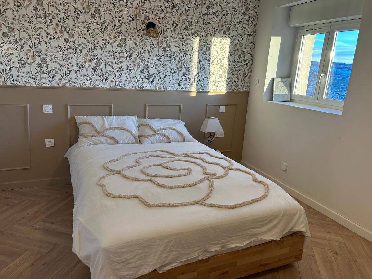 Appartement entier, Le Domaine du Pialon in La Ricamarie, Parc Naturel Régional du Pilat
