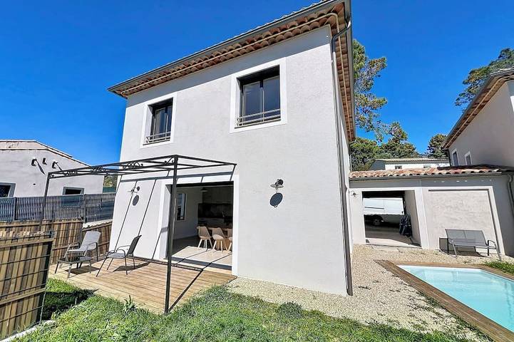 Casa de vacaciones para 8 personas, con jardín y balcón - 1