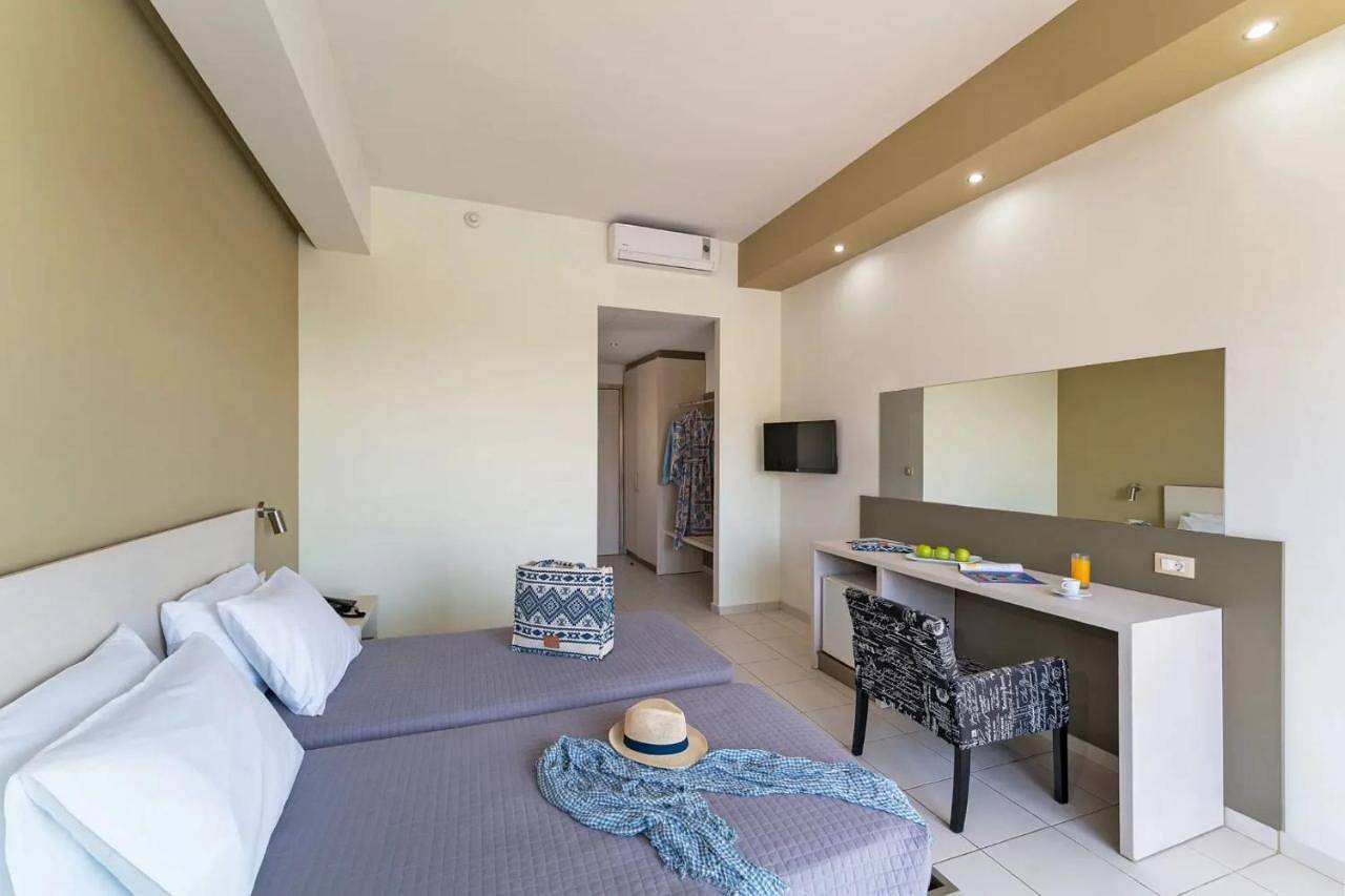 Superior Double or Twin Room with Sea View in Rhodos