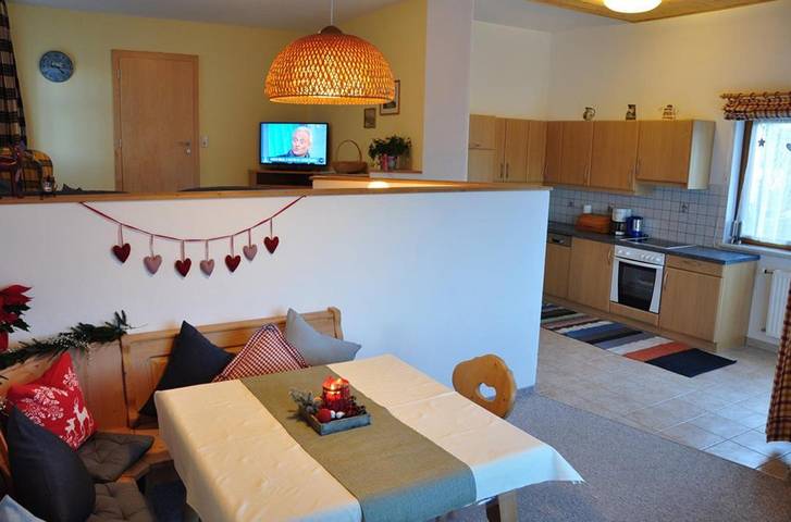 Ferienwohnung für 4 Personen, mit Balkon und Terrasse sowie Whirlpool und Garten in Seefeld in Tirol - 4