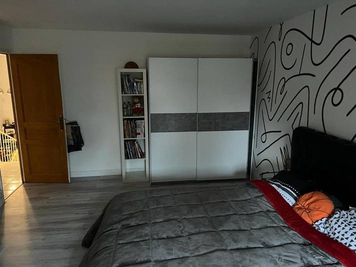 Location de vacances pour 10 personnes, avec piscine et jardin ainsi que terrasse et jacuzzi à Saulx-les-Chartreux - 3