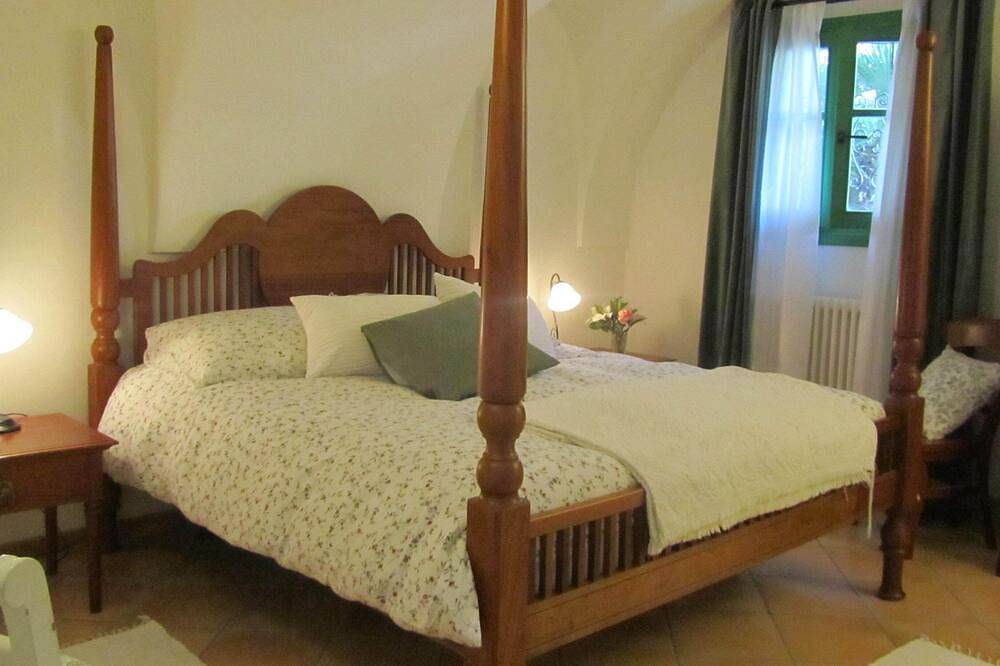 Hel leilighet, Liebevoll Renov. Ölmühle 6 Pers. mit Meerblick Oberh. von Ventimiglia/camporosso in Camporosso, Liguriske Alper