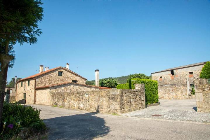 Apartamento para 8 personas, con Jardín y Piscina en Cuntis