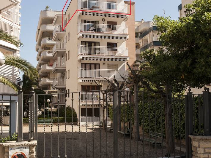 Gîte pour 6 personnes, avec terrasse, adapté aux familles à Salou - 2