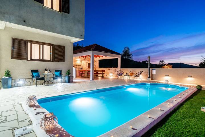3-Zimmer-Haus mit Pool Oslje, Dubrovnik K-18381 in Dubrovnik-Neretva