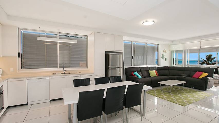 Holiday rental for 6 people, with balcony in Rainbow Bay