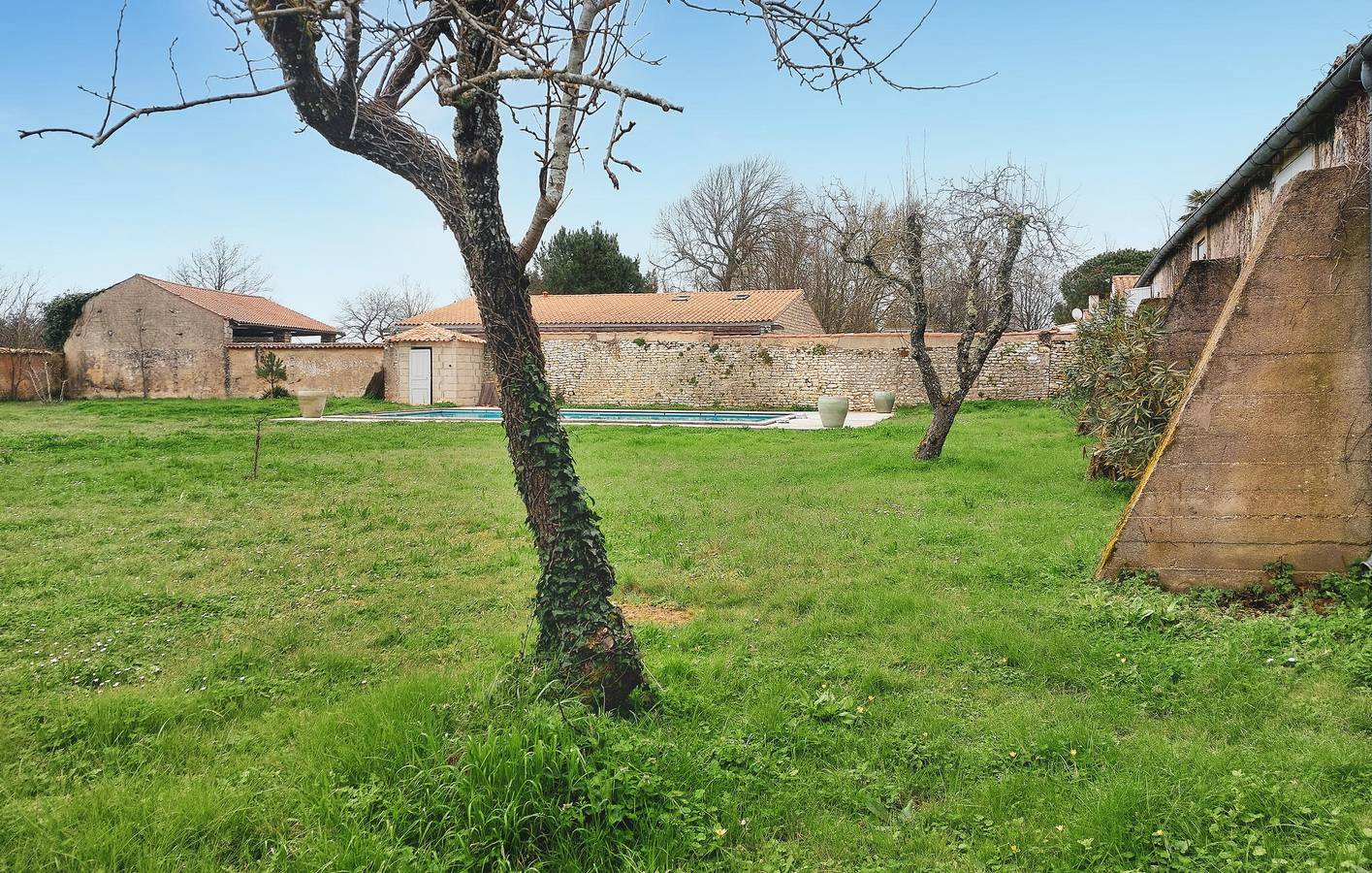 Encantador apartamento de 2 dormitorios con piscina y jardín, a 2,5 km de la playa in Saint-Pierre-d'Oléron, Côte de Beauté