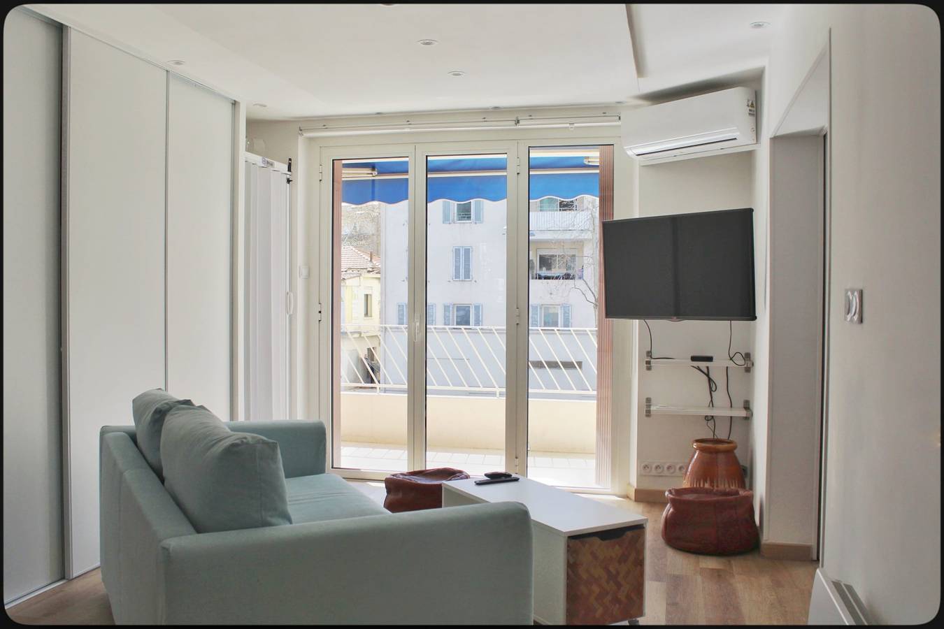 Ganze Wohnung, Ferienwohnung für 8 Personen mit Balkon in Six-Fours les Plages, Toulon Region
