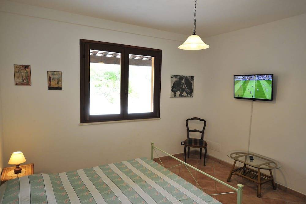 Villa L'Oliveta with stunning views - San Vincenzo 1.3km from the Sea in San Vincenzo, Etruskische Küste
