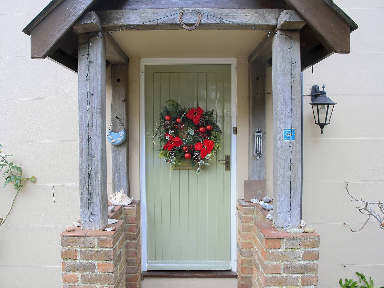 Stable Cottage in Littlehampton, West Sussex