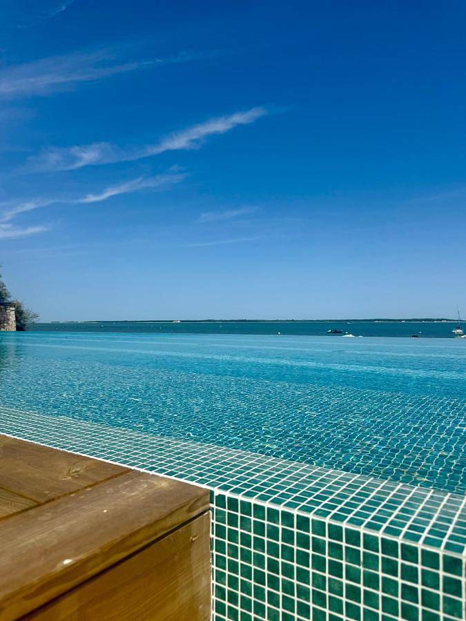 Hôtel pour 2 personnes, avec jardin et piscine dans Plage de la Cèpe - 2