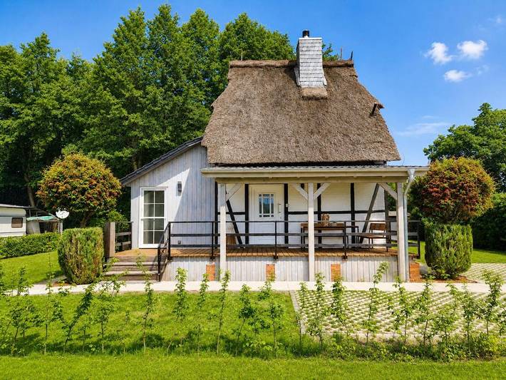 Ferienhaus für 5 Personen, mit Balkon und Terrasse sowie Garten und Seeblick in Hüde - 2