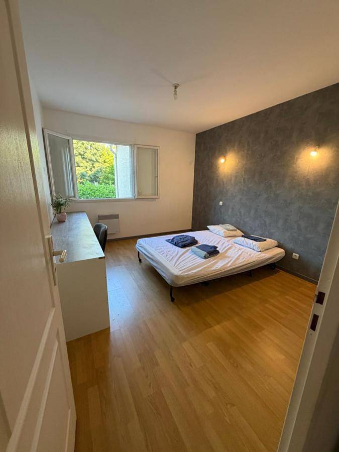 Location de vacances pour 6 personnes, avec Terrasse et Jardin ainsi que Piscine et Vue à Molières-Cavaillac - 2