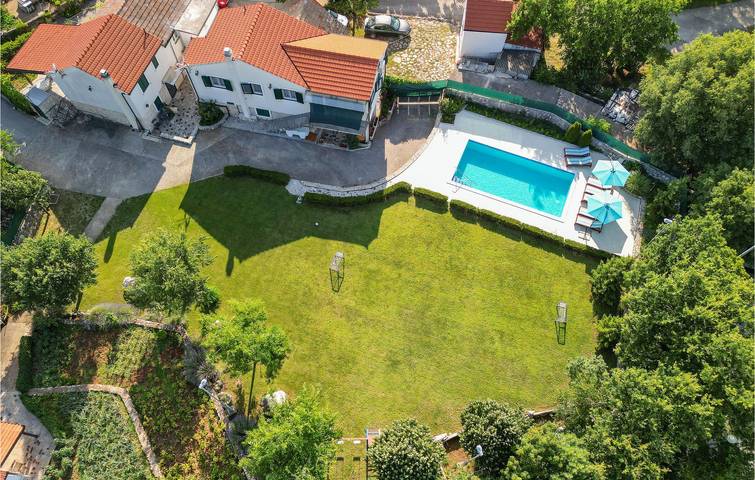 Ferienhaus für 8 Personen, mit Terrasse - 1