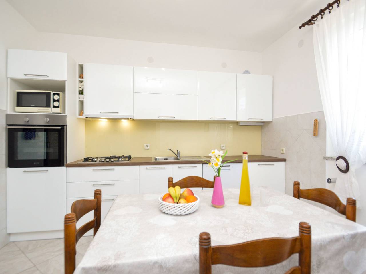 Ganze Wohnung, More in Trget, Ostküste Istrien