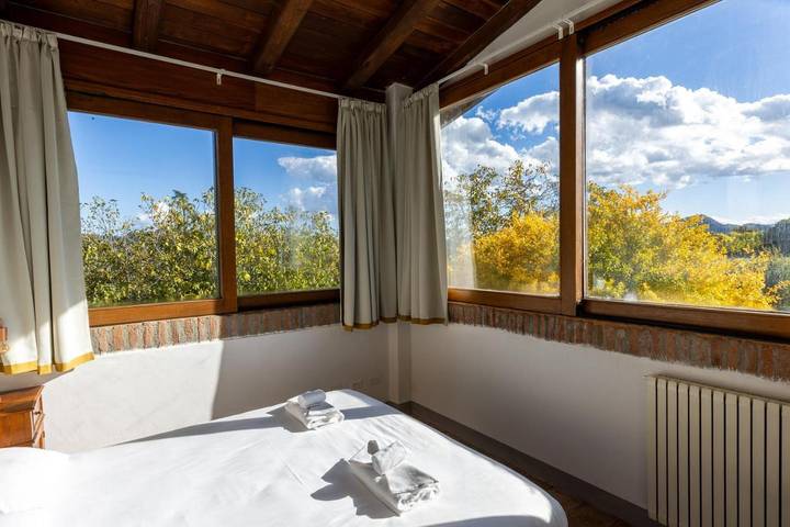 Gîte pour 2 personnes, avec jacuzzi ainsi que jardin et piscine, animaux acceptés à Sasso Marconi - 2