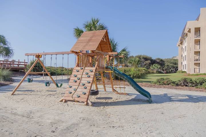 Holiday home for 4 people, with hot tub and balcony as well as pool - 1