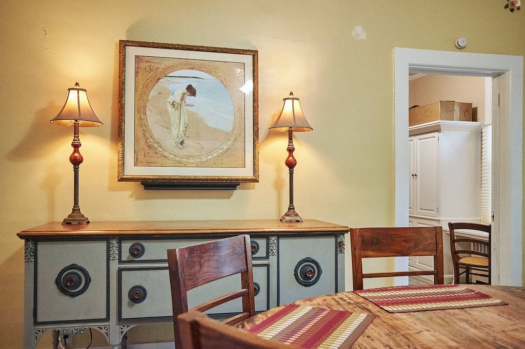 Discover stunning Northern Michigan from the comfort of the Port City Cottage in Manistee, Manistee County