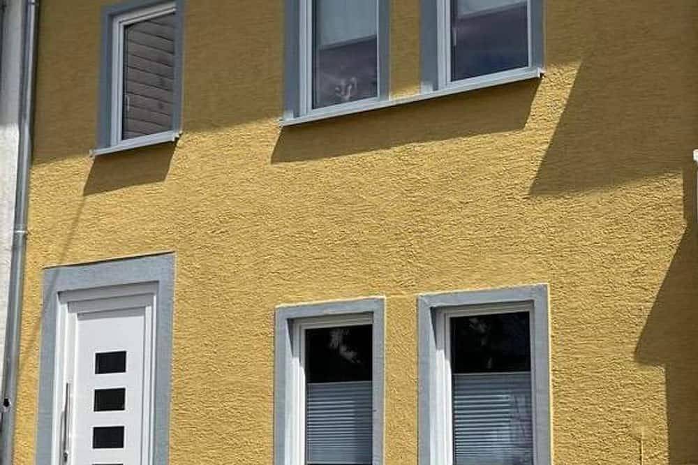 Haus am Bach - Ferienhaus, Bad, Wc, 2 Schlafräume in Gemünden, Nahetal