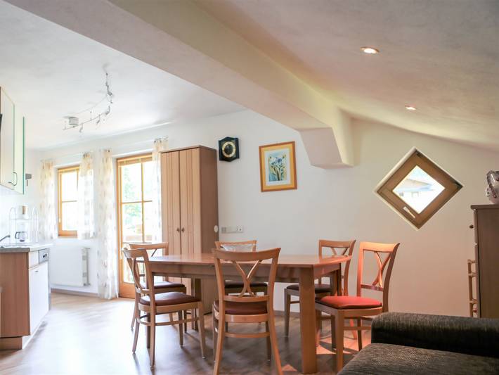 Ferienwohnung für 5 Personen, mit Ausblick und Balkon sowie Garten in Radstadt - 2