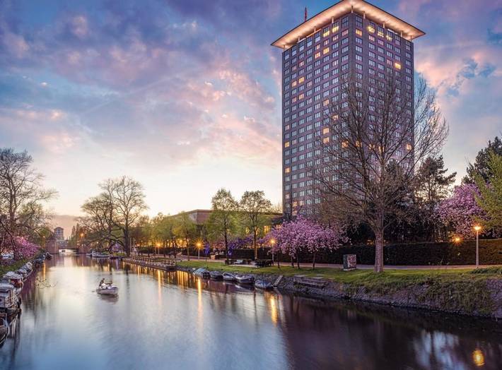 Hotel voor 4 personen, with Whirlpool and Terras as well as Tuin and Zwembad in Amsterdam Zuid