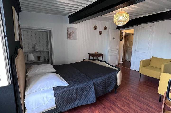Location de vacances pour 2 personnes, avec jardin dans Senozan - 4
