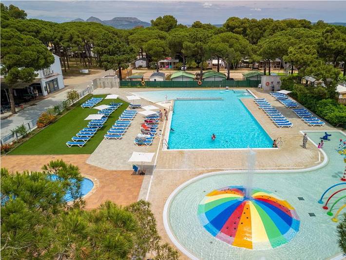 Camping para 6 personas, con Piscina para niños en Pals